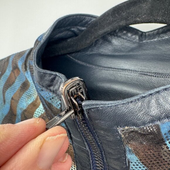 Populer Woman's Mosaic Blue Reversible Leather Jacket woman’s size Large - Picture 12 of 14